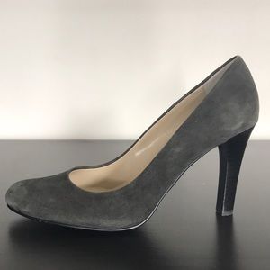 Ralph Lauren Gray Suede Pumps - Size 8